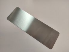 Tortakrém simító fém 22,5 cm